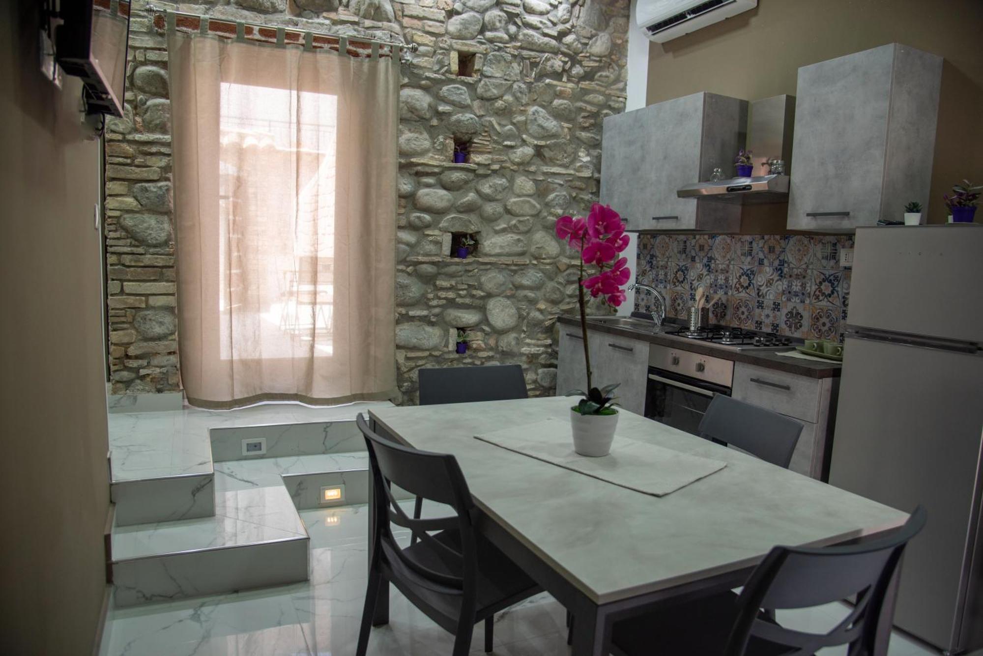 Casa Vacanze - Bovalino Bovalino Marina Buitenkant foto